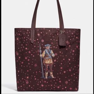 COACH STAR WARS X TOTE PRINCESS LEIA